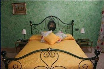 La Cascina Di Alice Bed and Breakfast Castiglione Delle Stiviere Εξωτερικό φωτογραφία